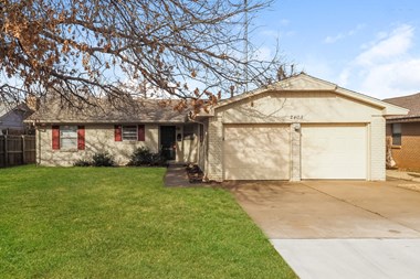 2405 Elwood Dr 3 Beds House for Rent Photo Gallery 1